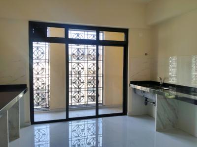 Kitchen Image of 950 Sq.ft 2 BHK Apartment / Flat for sale in Lodha Sterling, Thane West Thane for Rs. 19000000