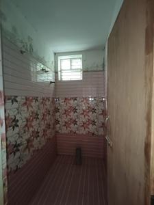 Bathroom Image of 810 Sq.ft 2 BHK Apartment / Flat for sale in Selaiyur Chennai for Rs. 4500000