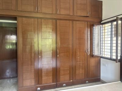Bedroom Image of 1200 Sq.ft 2 BHK Apartment / Flat for rent in Domlur Layout Bengaluru for Rs. 50000