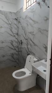 Bathroom Image of 800 Sq.ft 1 BHK Apartment / Flat for rent in Kalyan Nagar Bengaluru for Rs. 26000