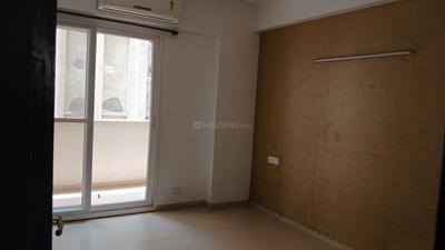 Bedroom Image of 2475 Sq.ft 3 BHK Apartment / Flat for sale in Prateek Stylome, Sector 45 Noida for Rs. 43500000