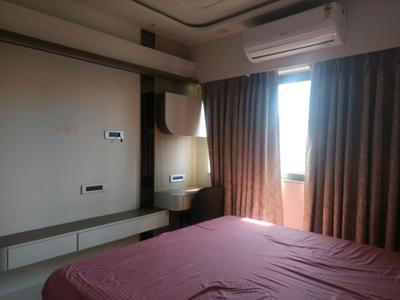 Bedroom Image of 1050 Sq.ft 2 BHK Apartment / Flat for sale in Amanora Gold Towers, Hadapsar Pune for Rs. 10500000