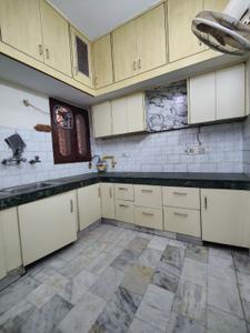 Kitchen Image of 1620 Sq.ft 3 BHK Builder Floor for rent in Karkardooma New Delhi for Rs. 40000