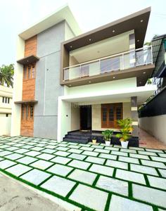 4 BHK Independent House