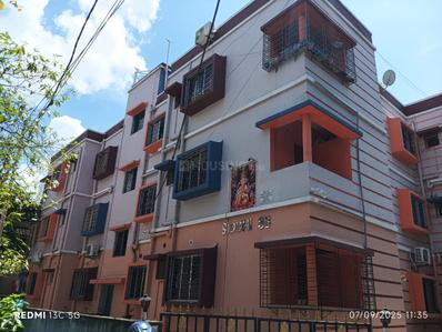 Image of 800 Sq.ft 2 BHK Apartment / Flat for rent in Paschim Putiary, Kolkata for Rs. 16500