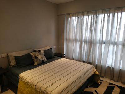 Bedroom Image of 1240 Sq.ft 2.5 BHK Apartment / Flat for rent in Cuffe Parade Mumbai for Rs. 230000
