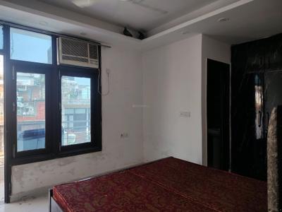 Bedroom Image of 900 Sq.ft 2 BHK Builder Floor for rent in Said-Ul-Ajaib New Delhi for Rs. 27000