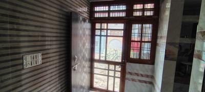 Balcony Image of 600 Sq.ft 1.5 BHK Independent House for rent in Arjunganj Lucknow for Rs. 7000