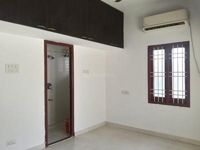 Bedroom Image of 1500 Sq.ft 3 BHK Independent House for rent in Thiruvanmiyur Chennai for Rs. 45000