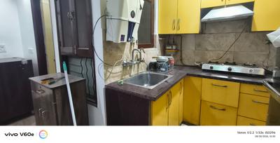 Kitchen Image of 850 Sq.ft 2 BHK Apartment / Flat for sale in Indirapuram Ghaziabad for Rs. 5600000