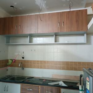 Kitchen Image of 500 Sq.ft 2 BHK Apartment / Flat for rent in Balaji Sahitya Hills And Icon, Naroda Ahmedabad for Rs. 15000