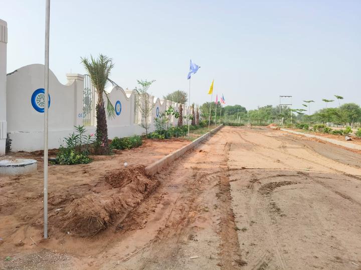 Jhanyee Main Image 1