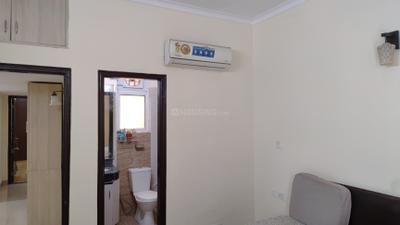 Bedroom Image of 2200 Sq.ft 3 BHK Builder Floor for rent in Ansal Esencia, Sector 67 Gurgaon for Rs. 35000