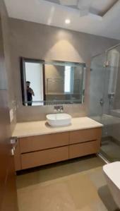 Image of 1600 Sq.ft 3 BHK Builder Floor for rent in Green Park, New Delhi for Rs. 200000