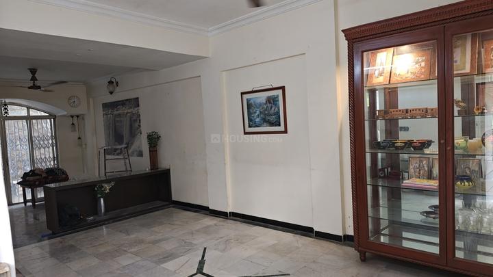 Everest Orchid Palace Living Room 1