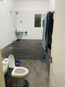 Bathroom Image of 1365 Sq.ft 3 BHK Apartment / Flat for rent in Shabari South Crest, Bommasandra Bengaluru for Rs. 30000