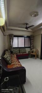 Hall Image of 550 Sq.ft 1 BHK Apartment / Flat for rent in Kandivali West Mumbai for Rs. 38000