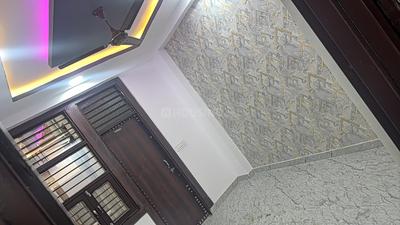 Bedroom Image of 1100 Sq.ft 3 BHK Apartment / Flat for sale in Govindpuram Ghaziabad for Rs. 4200000