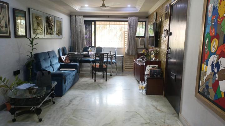 Link Garden Tower Living Room 1