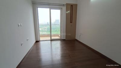 Bedroom Image of 3500 Sq.ft 5 BHK Apartment / Flat for rent in Supertech Supernova, Sector 94 Noida for Rs. 130000