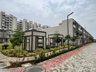 Premium luxury residential apartment complexes, layouts landscaping and flats development grids inside City Centre periphery Gwalior
