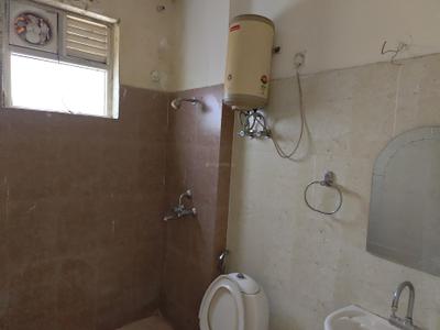 Image of 1275 Sq.ft 2 BHK Apartment / Flat for rent in Rohtas Plumeria Homes, Gomti Nagar, Lucknow for Rs. 24000