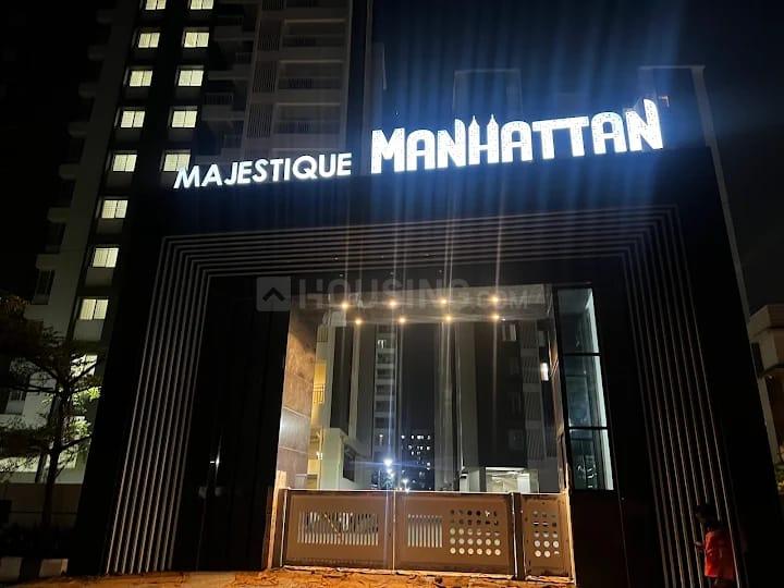 Majestique Manhattan Main Image 1
