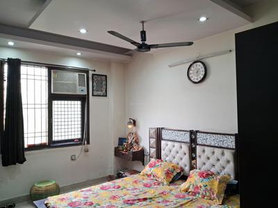 Bedroom Image of 1500 Sq.ft 3 BHK Builder Floor for sale in Kirti Nagar New Delhi for Rs. 20000000