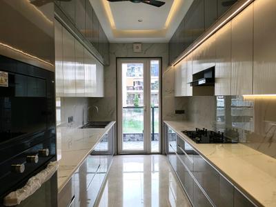 Kitchen Image of 3100 Sq.ft 4 BHK Builder Floor for sale in Sector 67 Gurgaon for Rs. 32000000