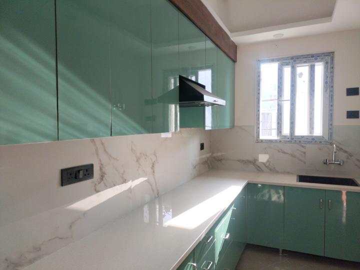 Lal Kuan Main Image 1