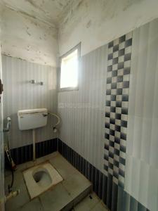 Bathroom Image of 1450 Sq.ft 3 BHK Apartment / Flat for sale in  Mayur Vihar Phase 1 Pocket 1 RWA, Mayur Vihar Phase 1 New Delhi for Rs. 25000000
