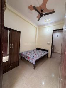 Bedroom Image of 850 Sq.ft 2 BHK Builder Floor for rent in New Ashok Nagar New Delhi for Rs. 18000