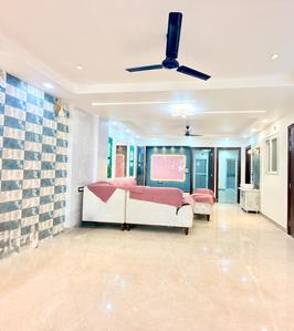Living Room Image of 2100 Sq.ft 3 BHK Builder Floor for sale in GMS Road Dehradun for Rs. 11000000