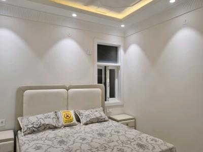 Bedroom Image of 1000 Sq.ft 3 BHK Apartment / Flat for sale in Dwarka Mor New Delhi for Rs. 7500000