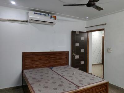 Bedroom Image of 1000 Sq.ft 2 BHK Builder Floor for rent in Sector 51 Gurgaon for Rs. 30000