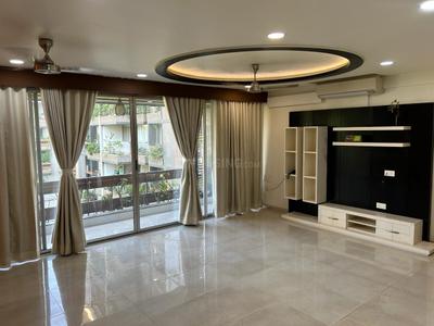 Hall Image of 2100 Sq.ft 3 BHK Builder Floor for rent in South City Lucknow for Rs. 23000