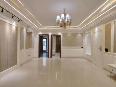 Living Room Image of 2700 Sq.ft 4 BHK Builder Floor for sale in Ansal Versalia, Sector 67 Gurgaon for Rs. 28500000