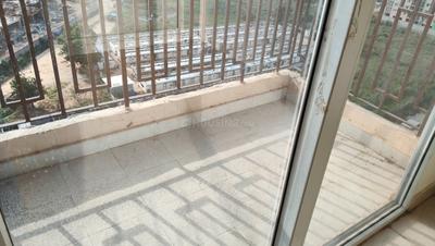Balcony Image of 700 Sq.ft 2 BHK Apartment / Flat for sale in Signature Orchard Avenue 2, Sector 93 Gurgaon for Rs. 6600000
