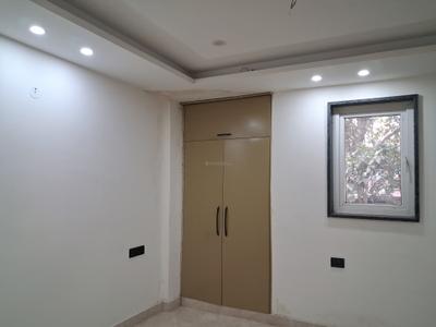 Bedroom Image of 1200 Sq.ft 2 BHK Builder Floor for rent in Kirti Nagar New Delhi for Rs. 45000