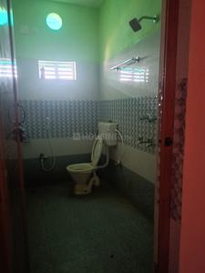 Bathroom Image of 1000 Sq.ft 1 RK Independent House for rent in Ranihat Colony Cuttack for Rs. 6000