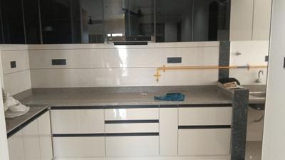 Kitchen Image of 1000 Sq.ft 3 BHK Apartment / Flat for sale in Shilaj Ahmedabad for Rs. 12800000