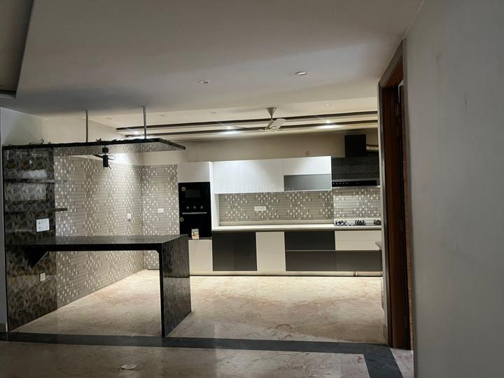 Vijay Estate Main Image 1