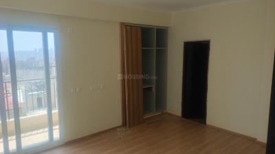 Bedroom Image of 2140 Sq.ft 3 BHK Apartment / Flat for sale in Amrapali Crystal Homes Phase 1, Sector 76 Noida for Rs. 27800000