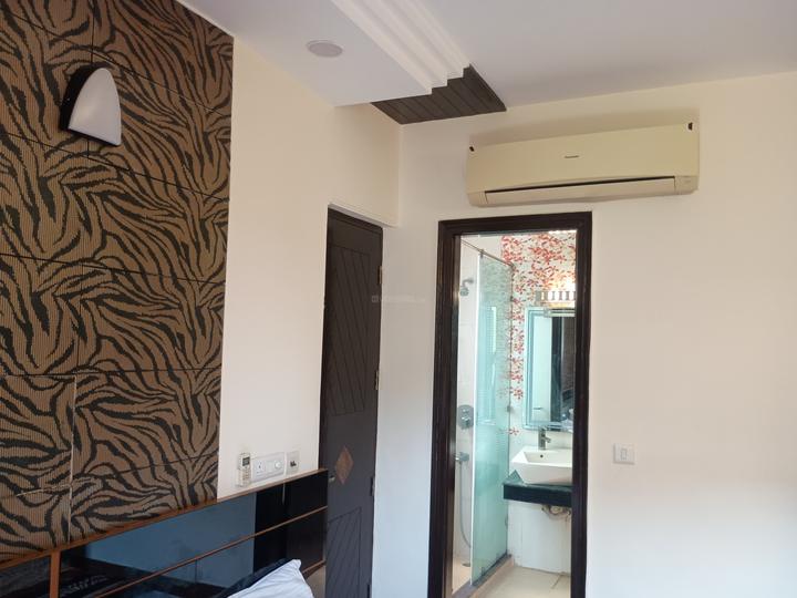 Jungpura extn Bedroom 1
