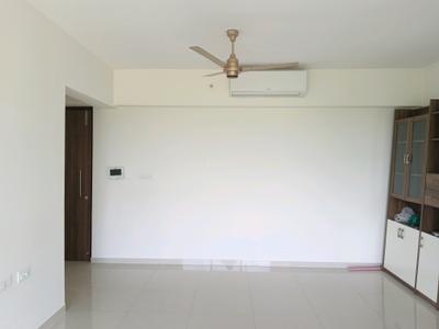 Living Room Image of 900 Sq.ft 2 BHK Apartment / Flat for rent in Lodha Splendora, Kasarvadavali Thane for Rs. 28000