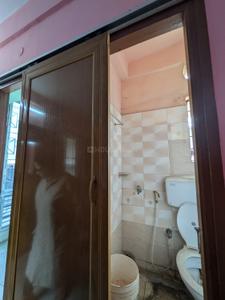 Bathroom Image of 620 Sq.ft 2 BHK Apartment / Flat for sale in Naktala Kolkata for Rs. 2500000