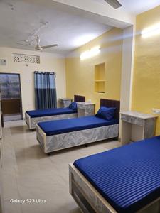 Bedroom Image of Ramana reddy girls pg  in Kharadi, Pune