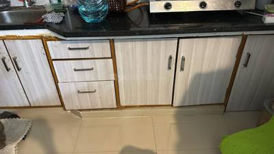 Kitchen Image of 635 Sq.ft 1 BHK Apartment / Flat for rent in Savvy Studioz, Gota Ahmedabad for Rs. 17000