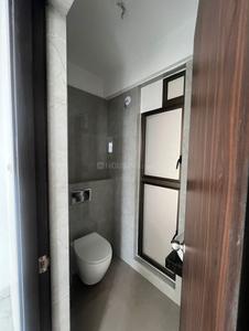 Bathroom Image of 630 Sq.ft 2 BHK Apartment / Flat for rent in Raymond Realty Ten X Habitat, Thane West Thane for Rs. 45000