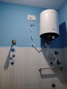 Bathroom Image of 1000 Sq.ft 2 BHK Builder Floor for rent in Kithaganur Colony Bengaluru for Rs. 12500